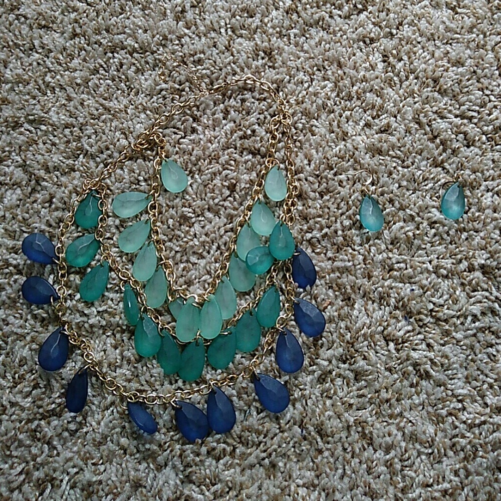 Sea glass green emerald and blue necklace/earrings