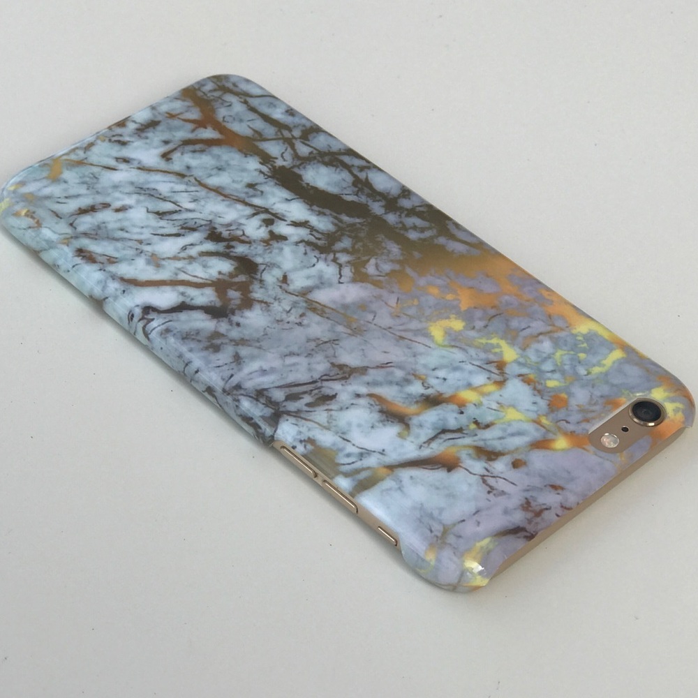 Golden marble iPhone 6/6s/6+/7/7+ case - Picture 3 of 3