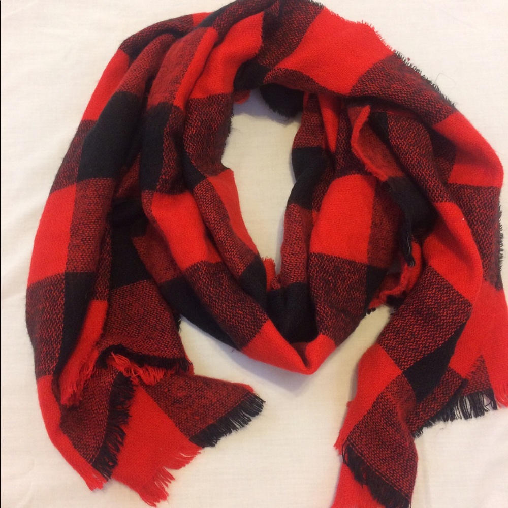 Checkered Scarf