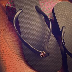 Tory Burch Thin Flip-Flops Size 10 (New)