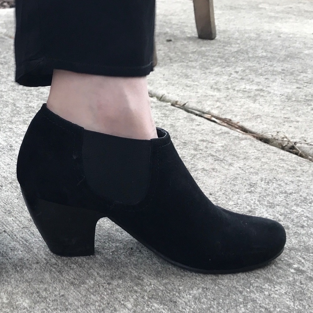 Perfect Black Ankle Booties