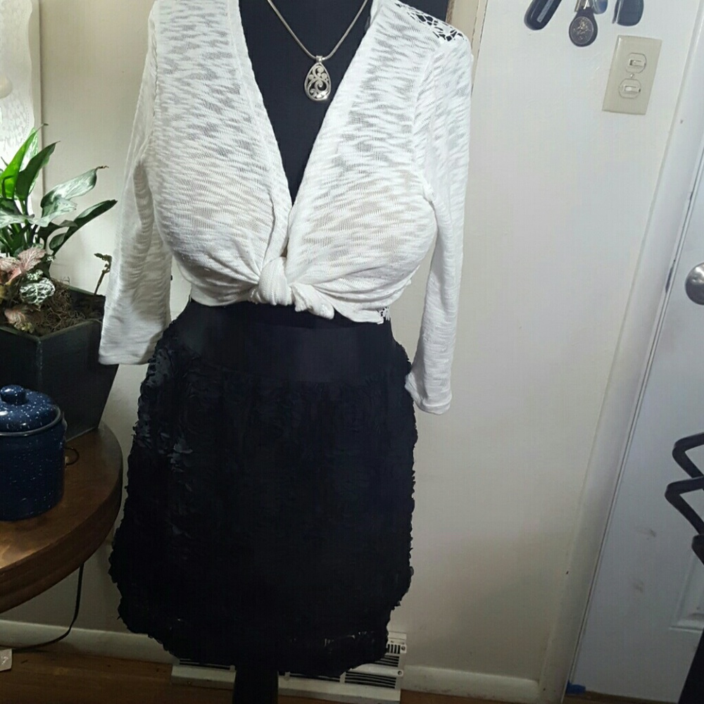NWT XL Flower skirt