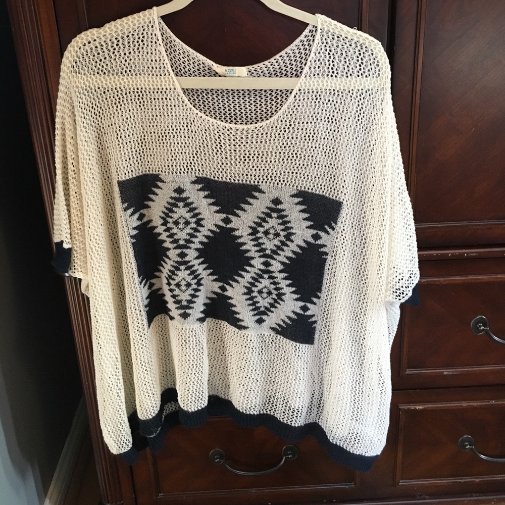 Open Knit Tribal Print Tunic