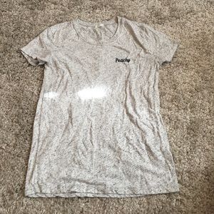 Peachy John galt tee!😍