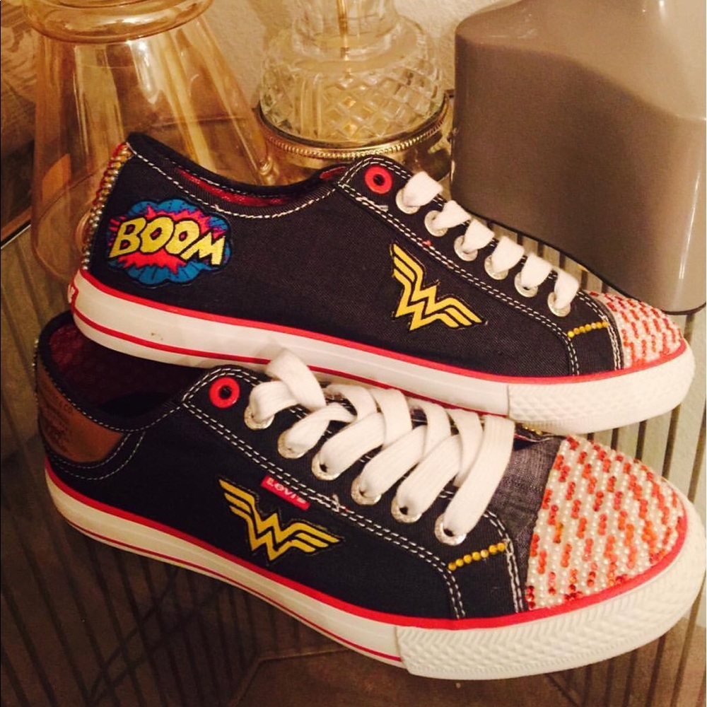 Custom Wonder Woman Sneakers (Made to Order) - Picture 2 of 3