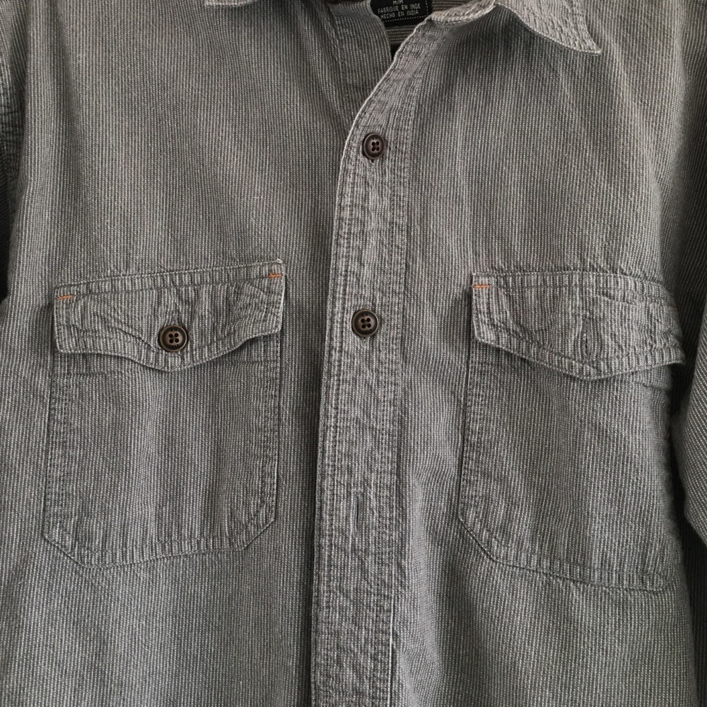 Redhead gray button down - Picture 2 of 3