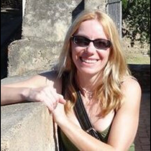 Meet the Posher! Aleks - Picture 4 of 4