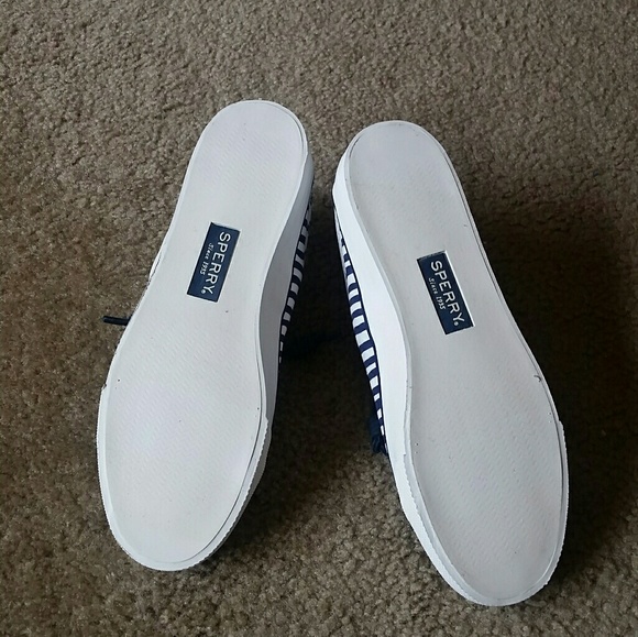 SPERRY TOP-SIDER Canvas Sneakers - Picture 5 of 6