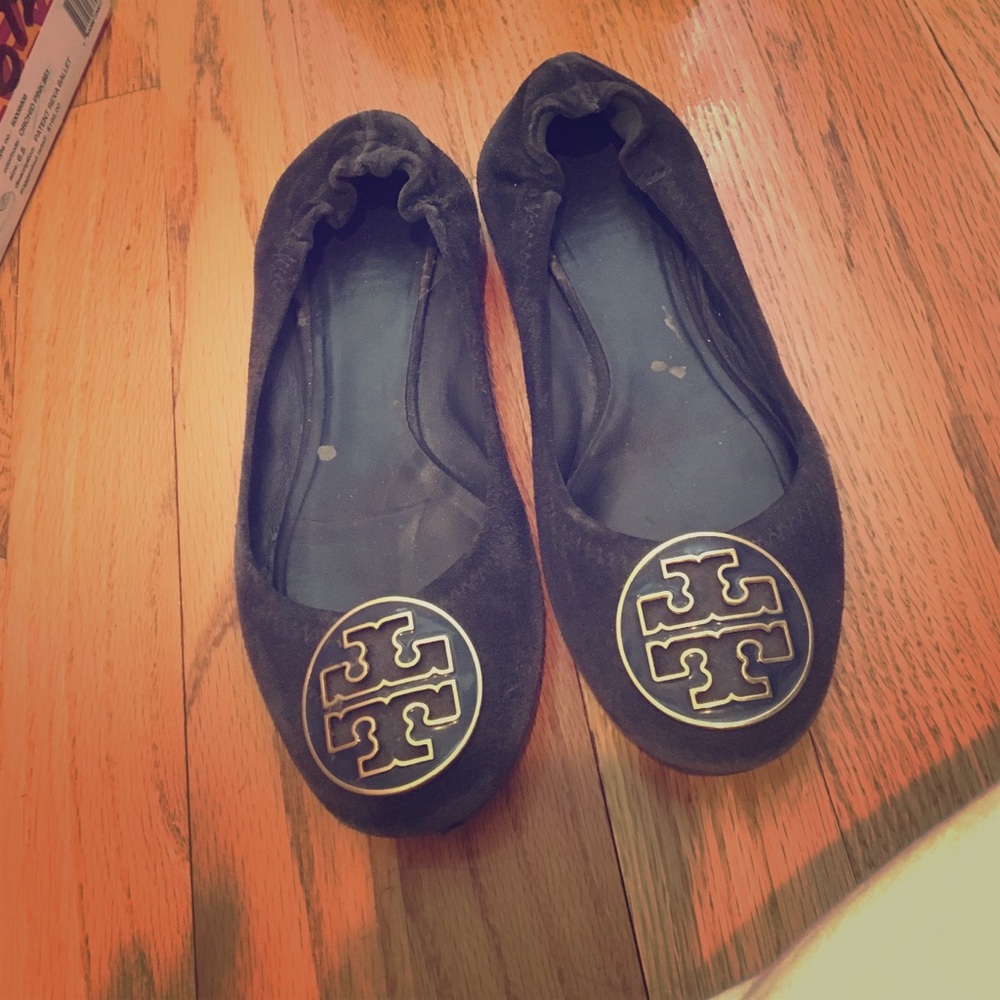 Royal Navy TB reva split suede enamel flats