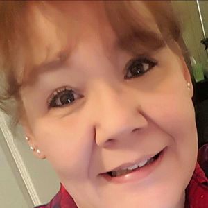 Meet your Posher, Deborah