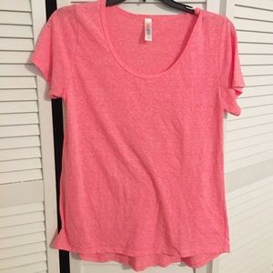 Lularoe size small classic tee size small