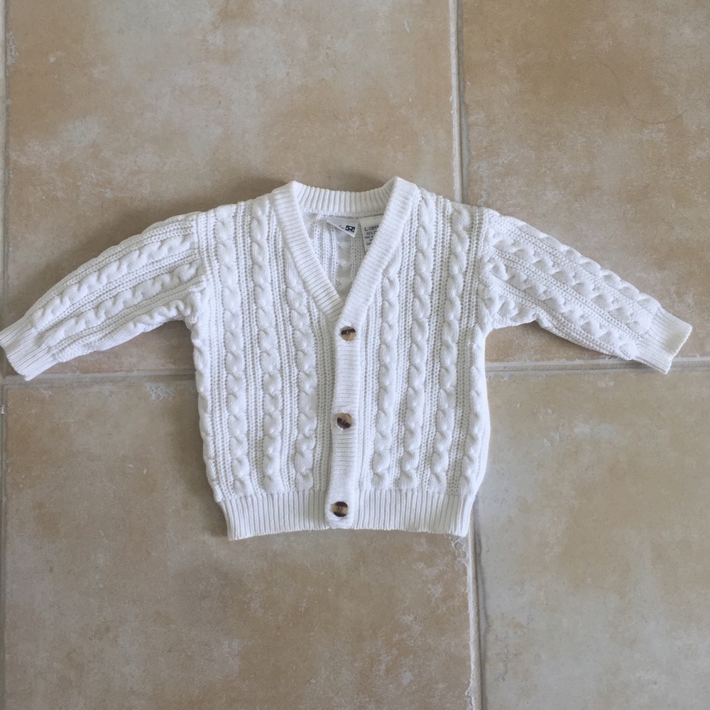 White knit cardigan
