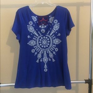 JW Los Angeles Embroidered Tshirt