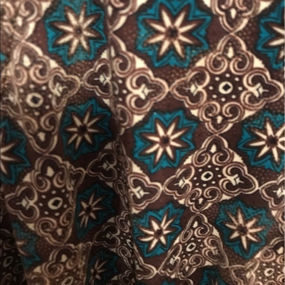 Body Central blouse size Small (gently worn) - Picture 2 of 2