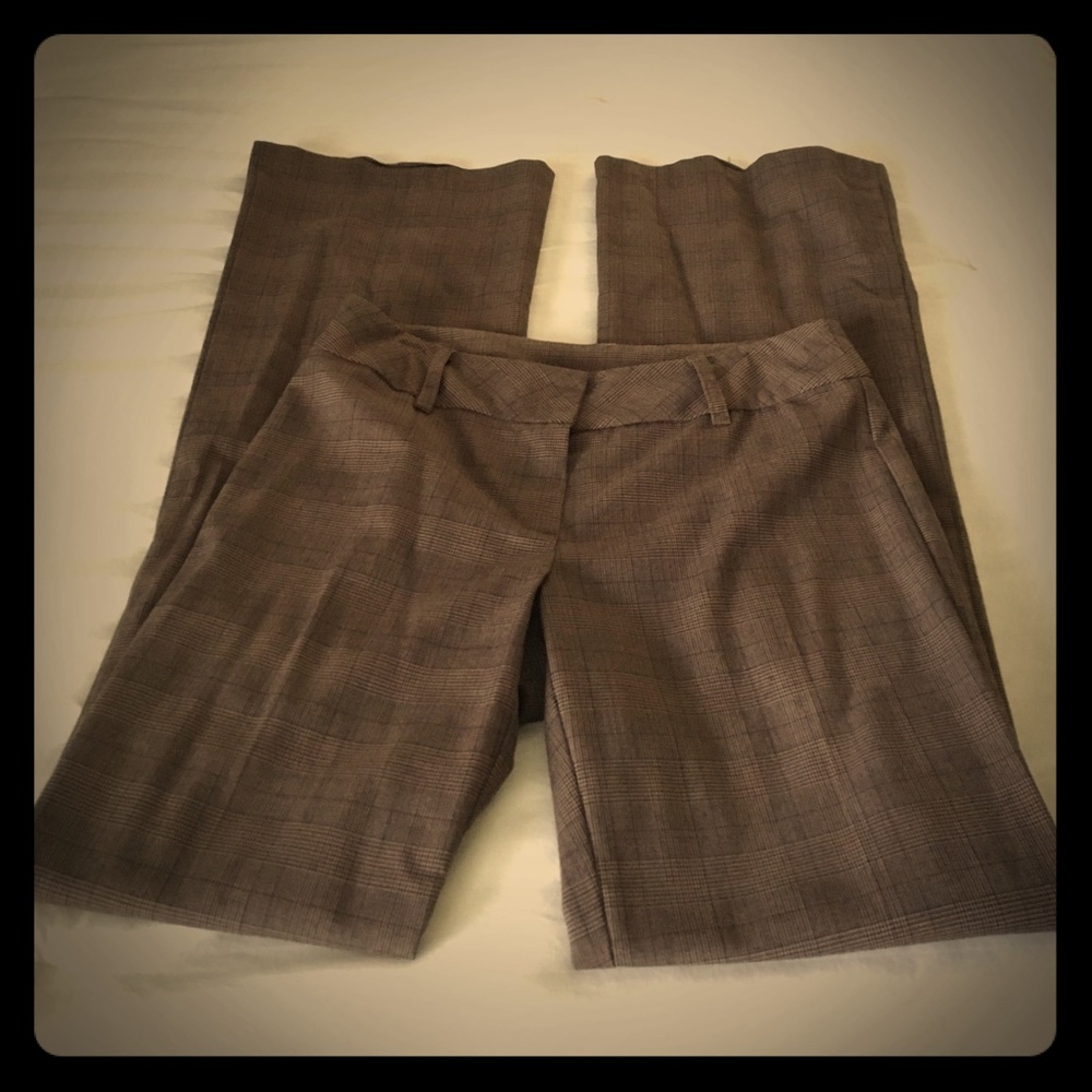 Wawa small brown plaid pants 👖