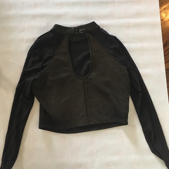 Crop top🍓 - Picture 3 of 3