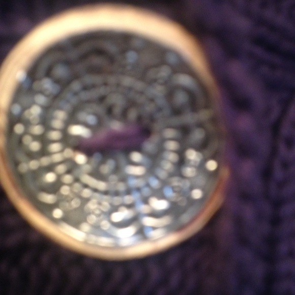 Sweater - Picture 2 of 3