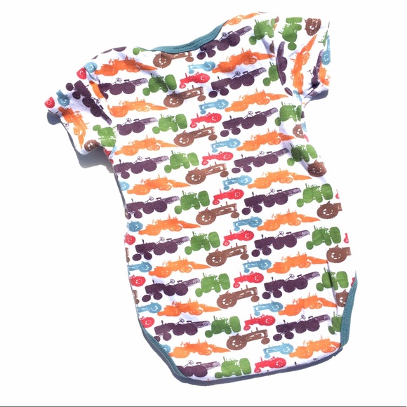 Sweet Peanut Organic Tractor Onsie - Picture 2 of 4