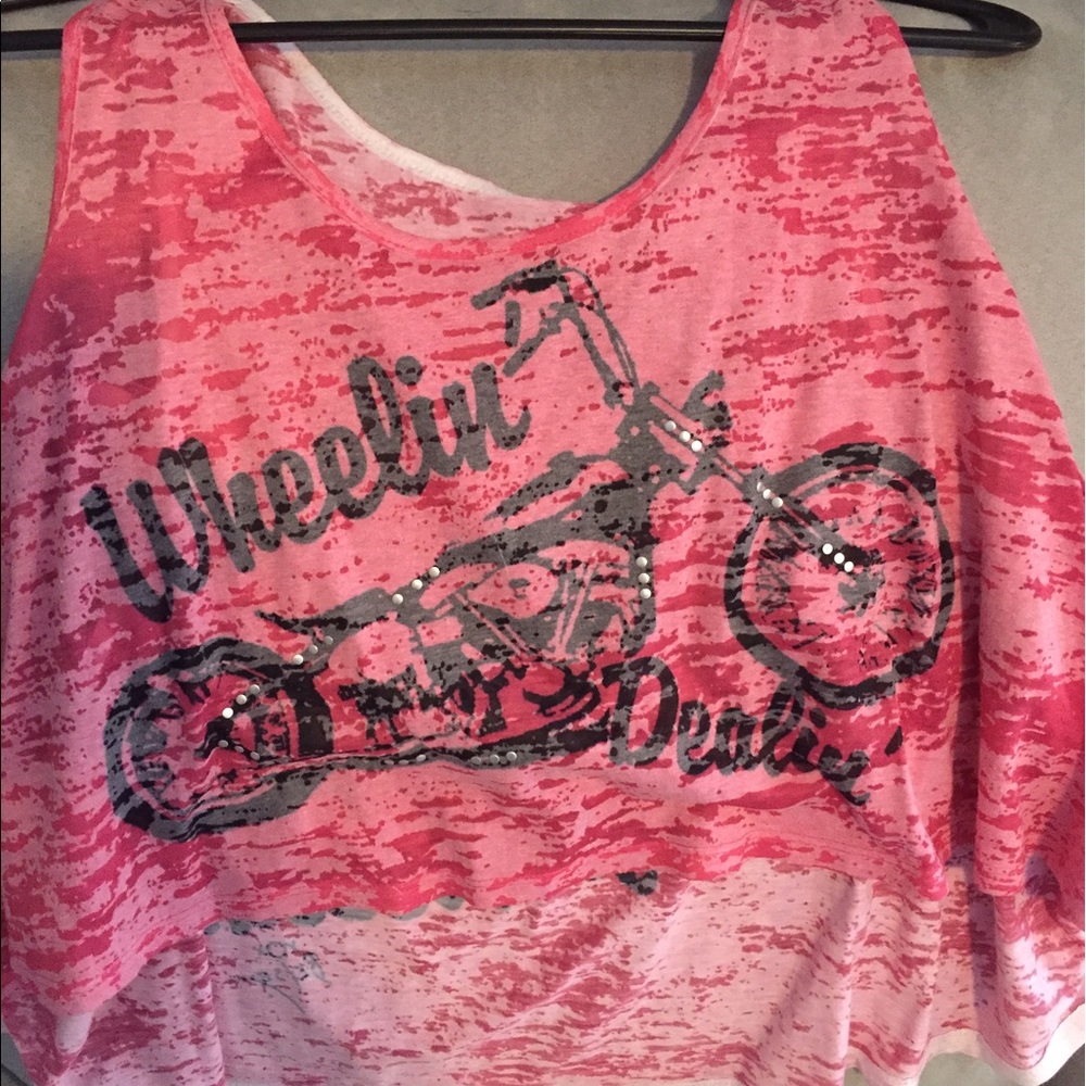 Betsey Johnson oversized cropped tank!