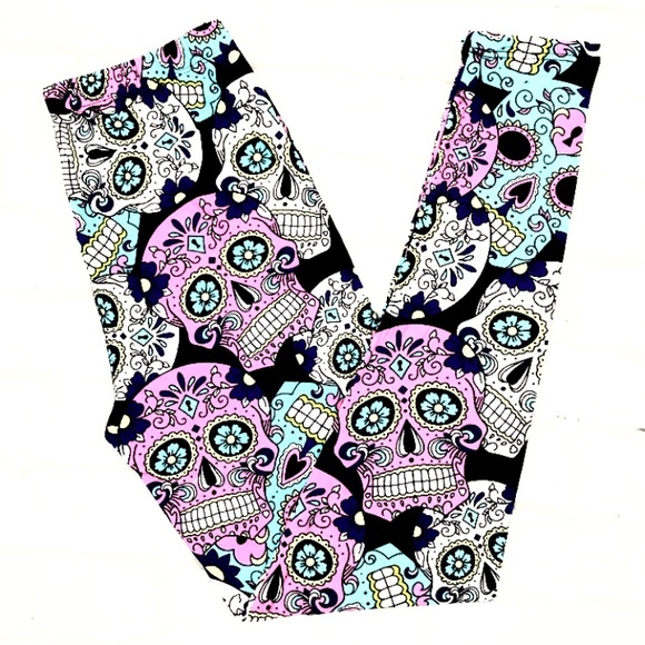 Buttery Soft Sugar Skull Skeleton Leggings TC - Picture 1 of 3