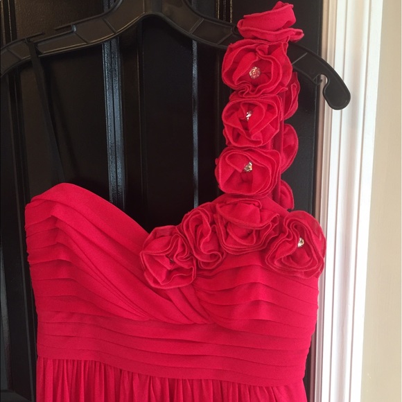 💃🏼PROM PERFECT💃🏼 City Triangles One strap gown - Picture 2 of 3