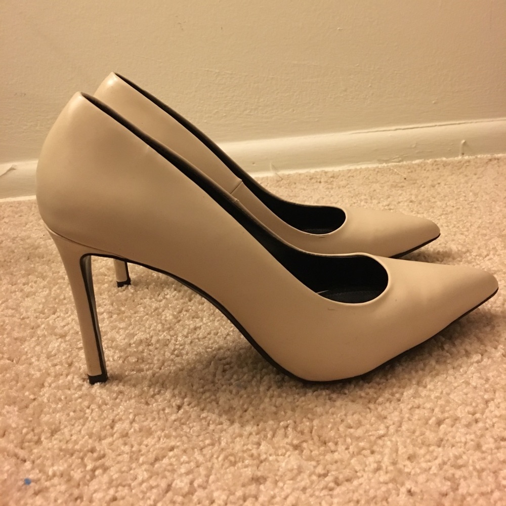 Zara Classic Pointed Toe