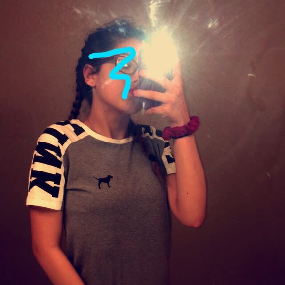 Meet your Posher, Lucia - Picture 1 of 1