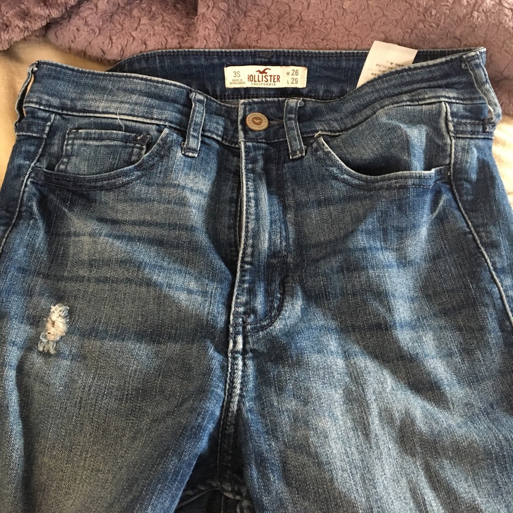 High waisted jeans