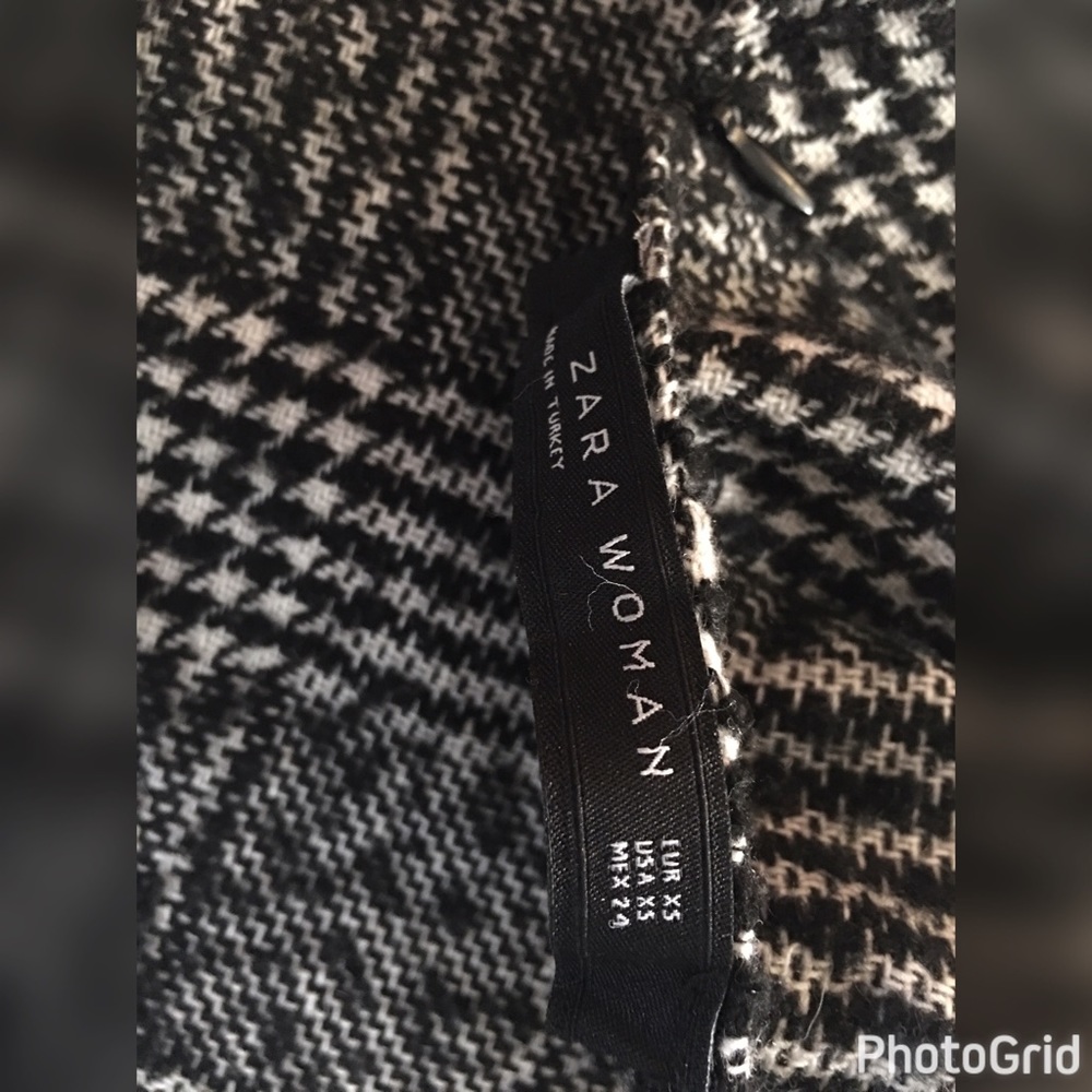 zara black and grey fleece mid sleeve top