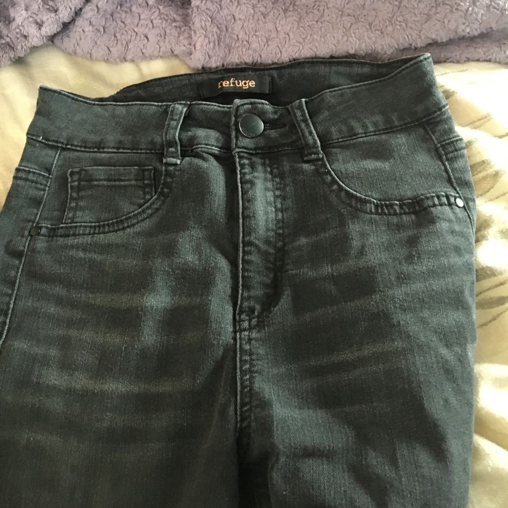 High waisted jeans