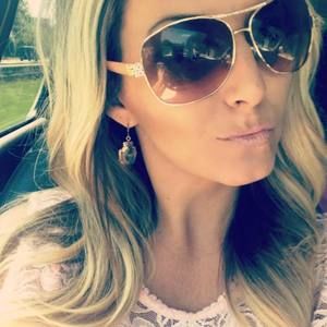 Meet your Posher, Becky