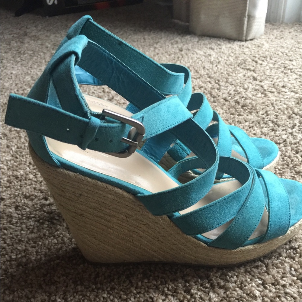 **MOSSIMO** ~ Suede Wedges ~ Size 9
