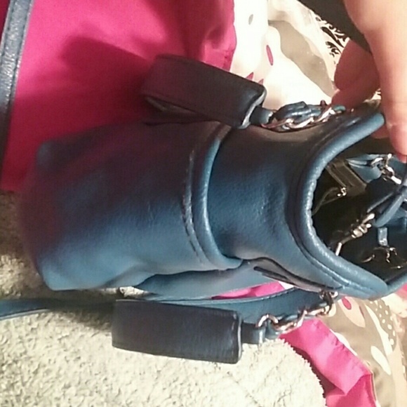 Authentic Nicole cross body bag - Picture 4 of 6