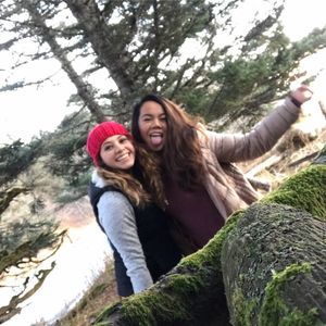 Meet your Posher, Leonor