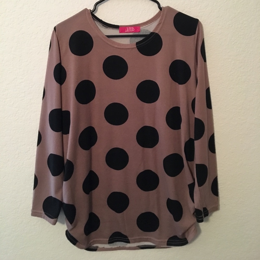 FINAL MARKDOWN!!!! Oversized polka dot shirt