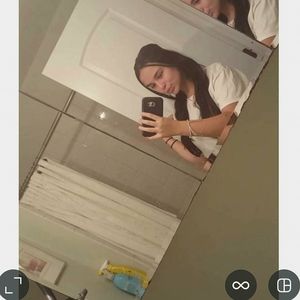 Meet your Posher, Lejla