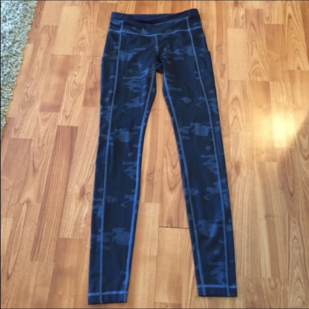 ❌❌SOLD Blue camo print speed 2 lululemon leggings