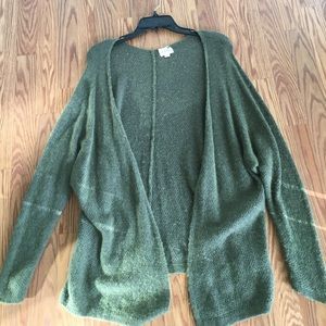 Women's loose fitted cardigan