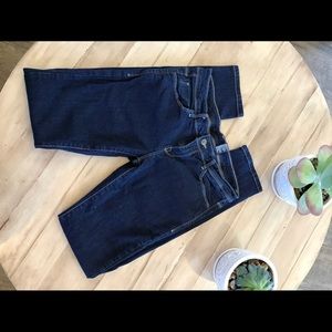 Dark skinny jeans
