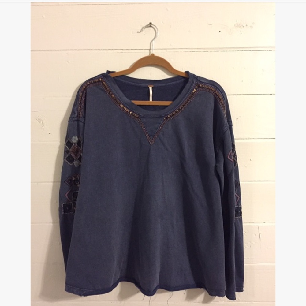 Free people sweatshirt