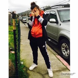 Meet your Posher, Melisa