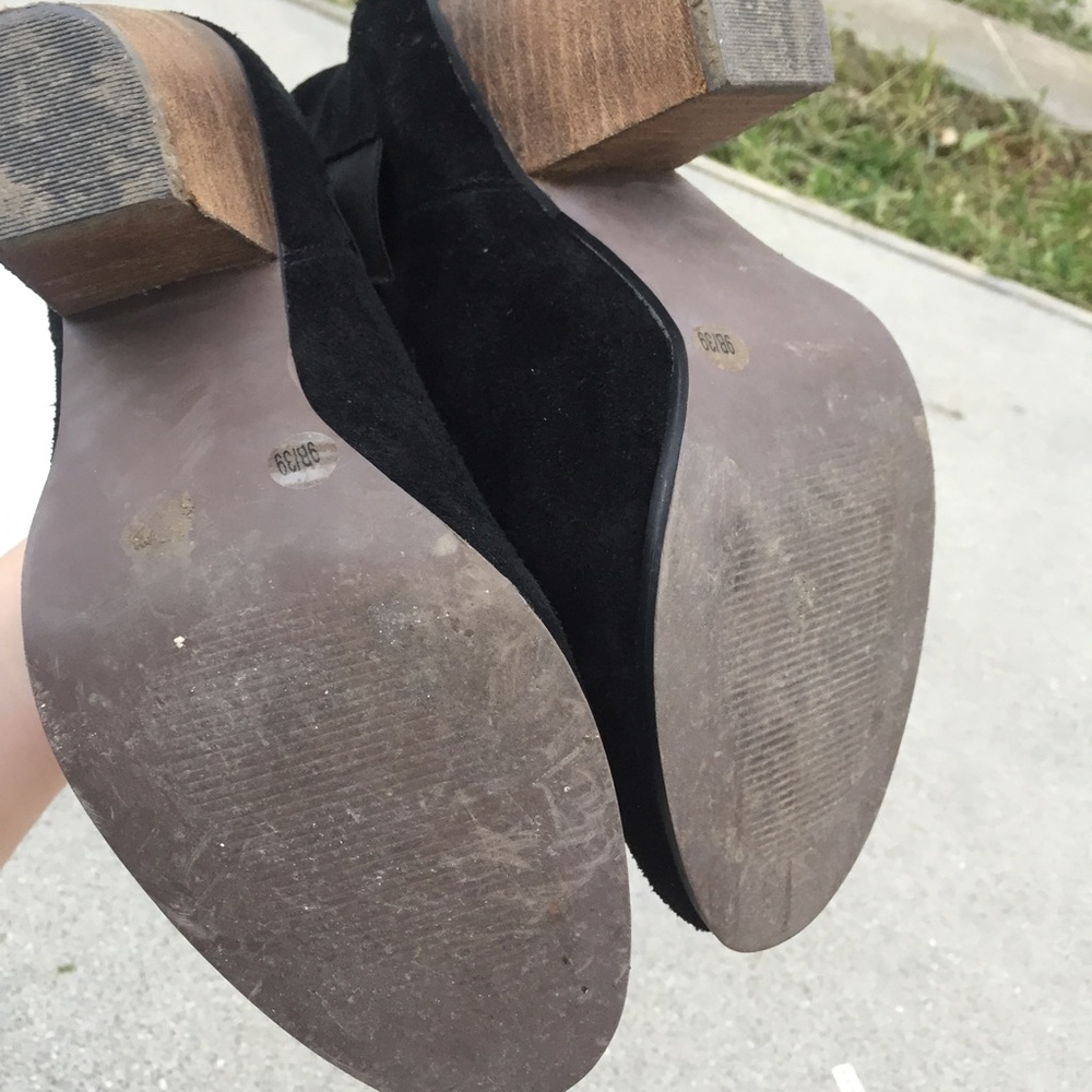 ❌SOLD❌ Sole Society Laylee Black Suede Booties - Picture 6 of 8