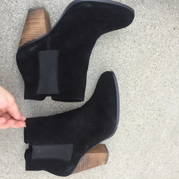❌SOLD❌ Sole Society Laylee Black Suede Booties - Picture 7 of 8
