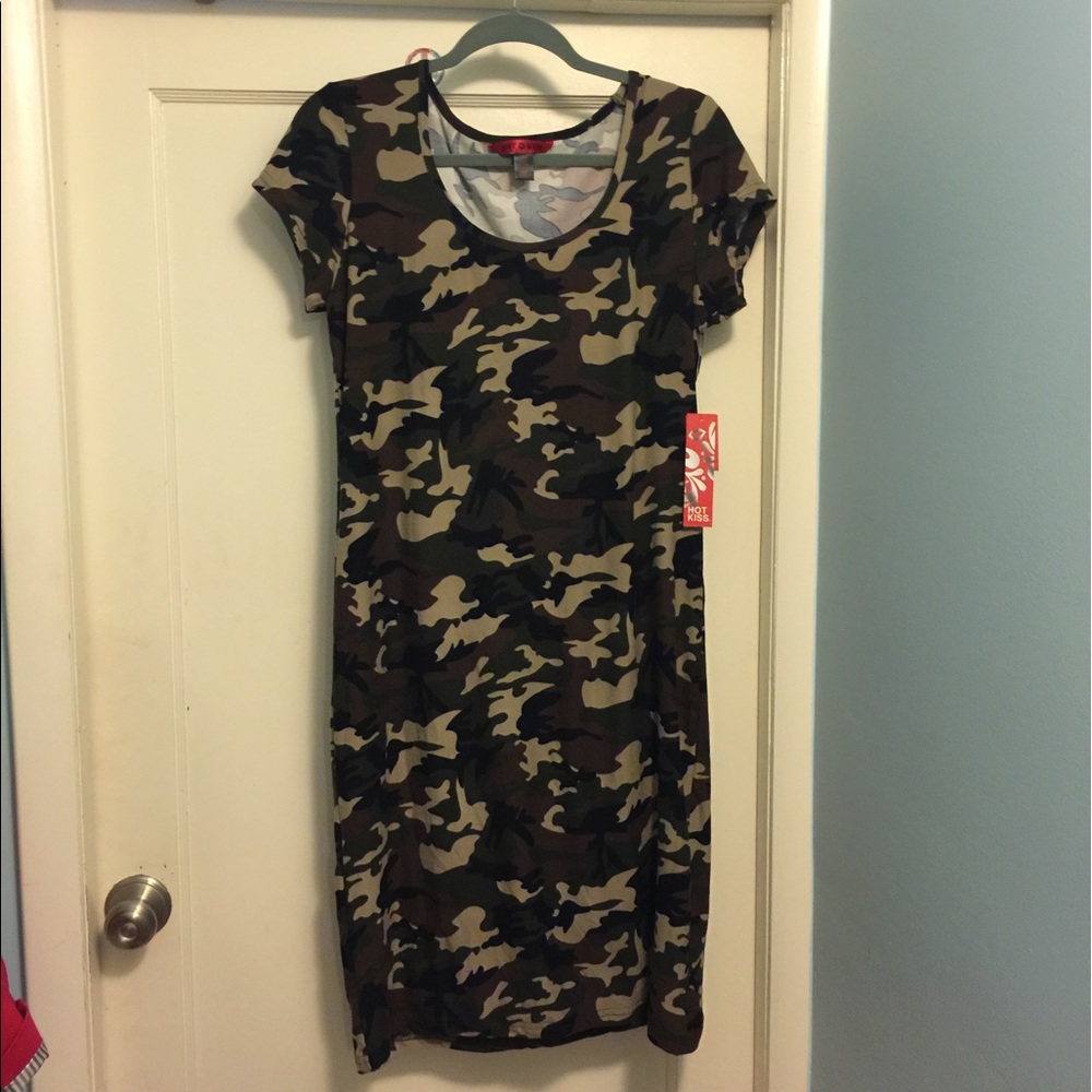 Final reduction. Camouflage Dress.