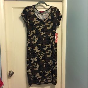 Final reduction. Camouflage Dress.