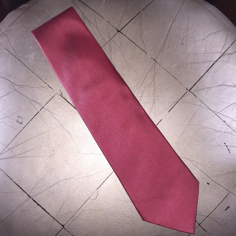100% Authentic Gucci Tie - Picture 2 of 5