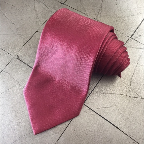 100% Authentic Gucci Tie - Picture 1 of 5