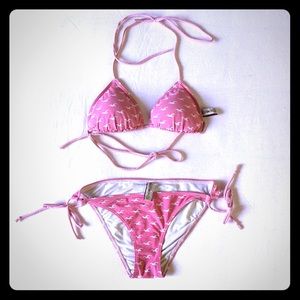 Hollister's bikinis 👙