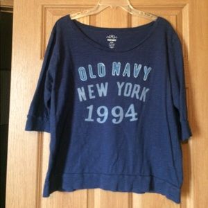 XL Old Navy elbow length sleeve t-shirt
