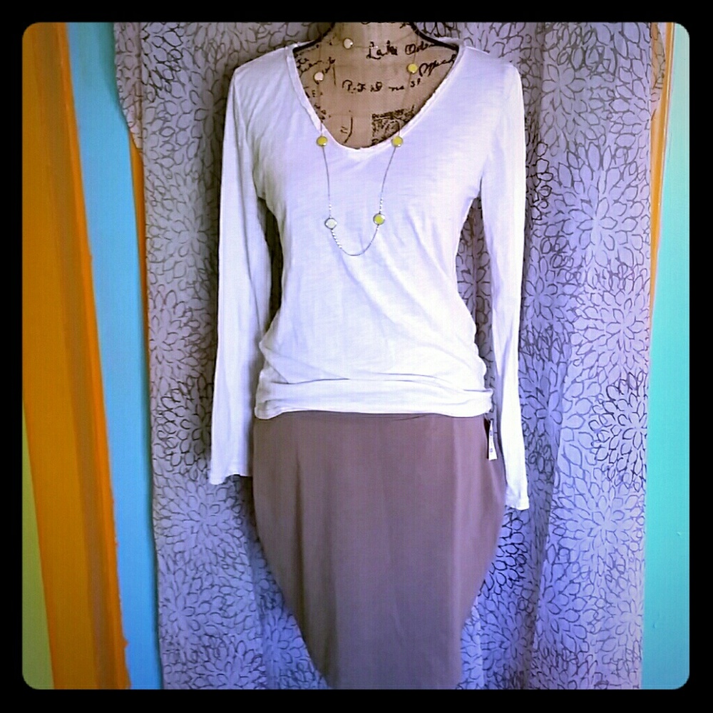 NWT Charlotte Russe tan skirt